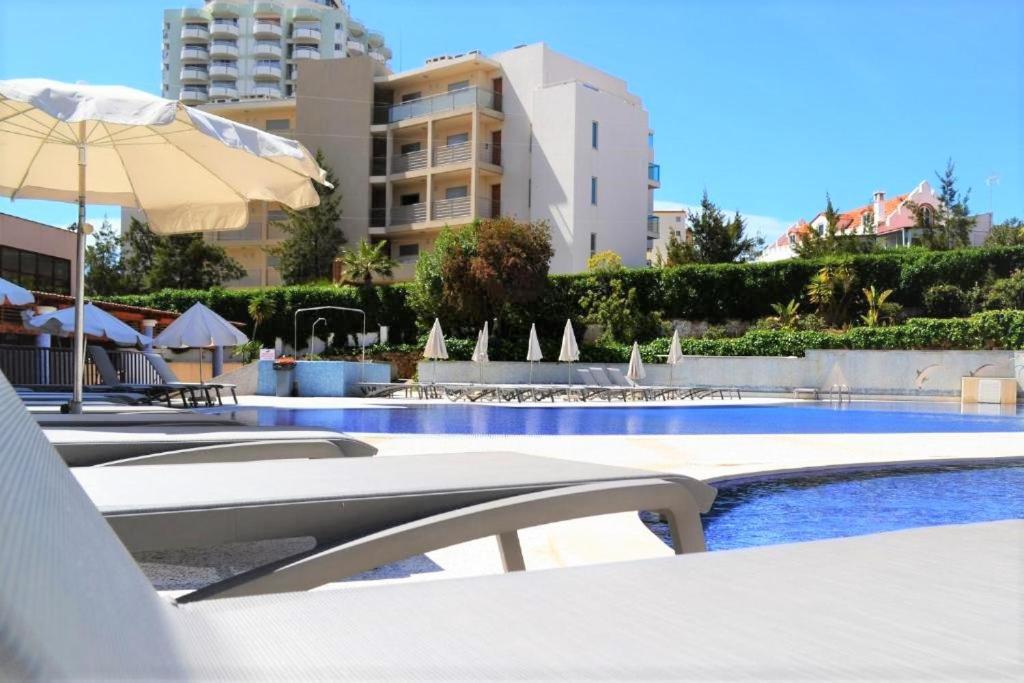 Oasis Beach Apartment Portimão Exteriör bild